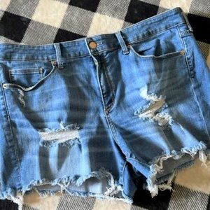 Universal Thread Size 16 Denim Shorts